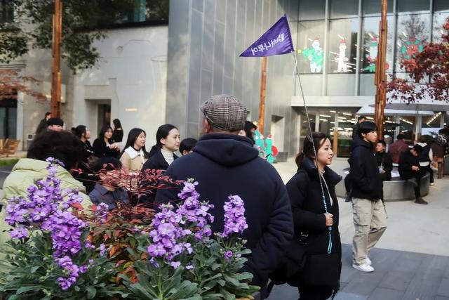 抓住流量变现，第一批来上海的韩国人，已经赚得盆满钵满了