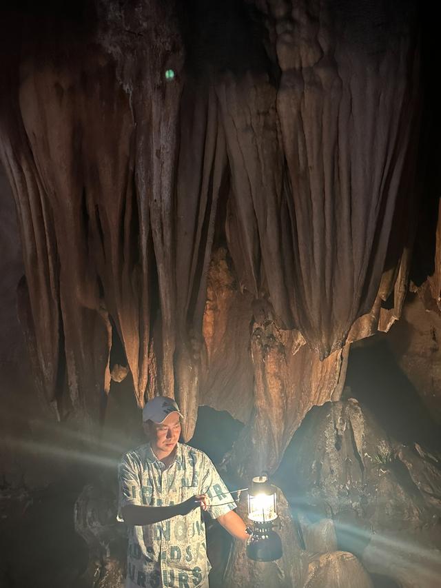 泰国清迈小众景点，清道岩洞，泰北最“野”的溶洞秘境