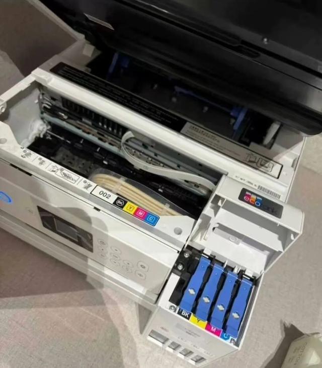 性价比炸裂的彩色打印机，耗材成本极低，二手400多元
