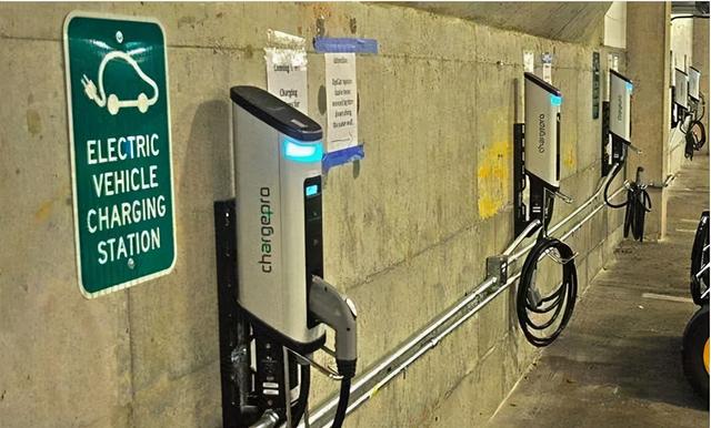 德国汽车业集体遇冷！保时捷销量连降3年，中国车企实现弯道超车