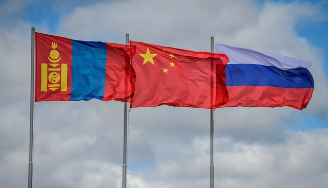美国制裁失效？中俄蒙“铁三角	”加速成型，蒙古国成了最大变量
