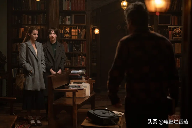 没想到密室逃生的老套路，被拍成恐怖片佳作，全球拿下3.78亿票房