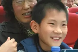 山东神童 : 2天念完小学 , 10岁参加高考 , 读了1年大学嫌太简单溜回家图片