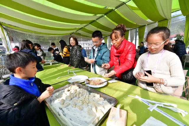 成渝之心藏“宝藏” “蜀少年”研学探资阳