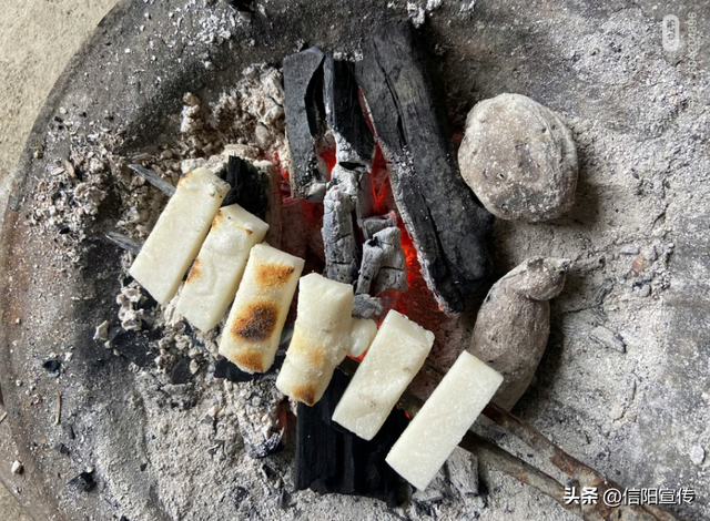 辞家千里，最念是信阳