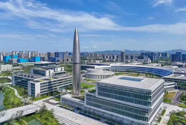 施一公砸200亿建西湖大学，放话5年超过清华，7年过去却成了这样