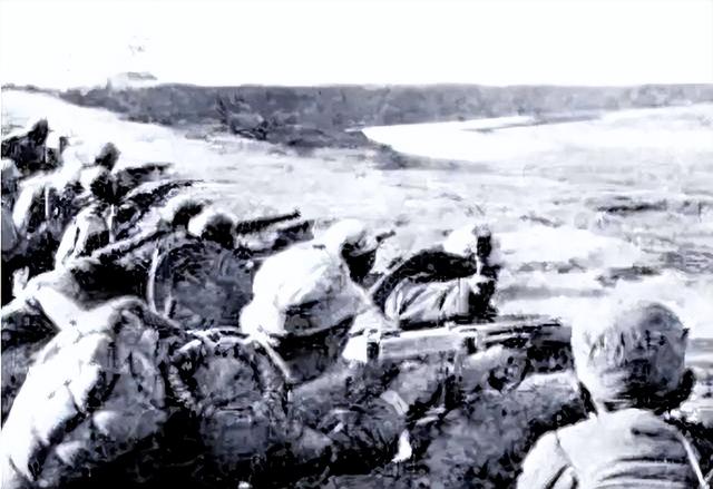 至今仍健在的开国将帅只剩下一位	，已经102岁高龄，身体依旧健朗