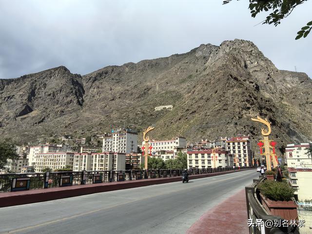 2025年川西自由行3，丹巴县城住了三晚，聊聊真实感受和旅行体验