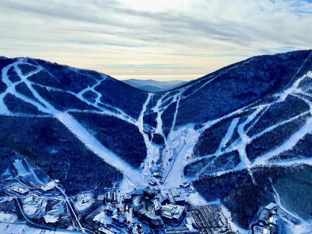 雪起南楼山——北大湖新雪季的预热与守望