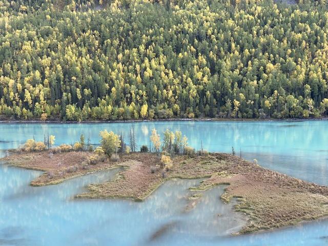 五彩斑斓喀纳斯