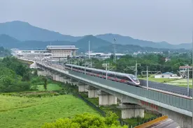 十问十答丨权威专家详解4条高铁票价调整：像买机票一样买高铁票图片