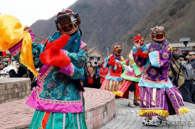 正月十五的白马山寨