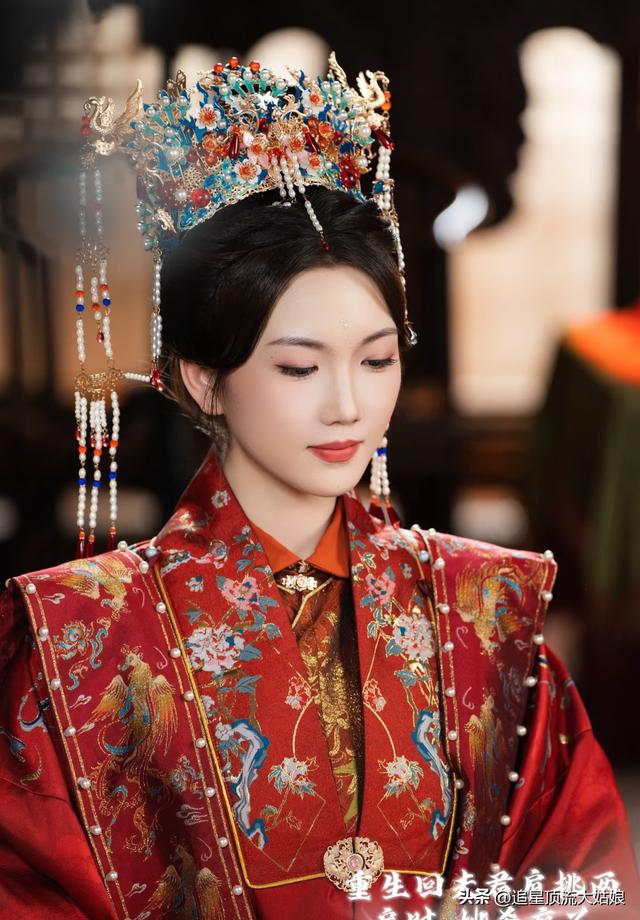 给近期最火的短剧排个名，臣服她第8、她靠修仙第3、第一名没争议