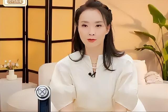 同样是直播带货的女明星，谁做的最好，谁割粉丝“韭菜”一目了然