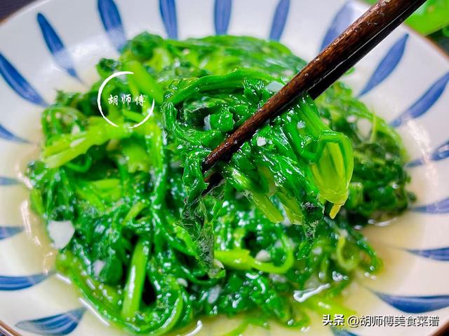 11月，使劲吃这菜，一清肝	，二助眠，三润肠，四健脾胃	，别不懂吃