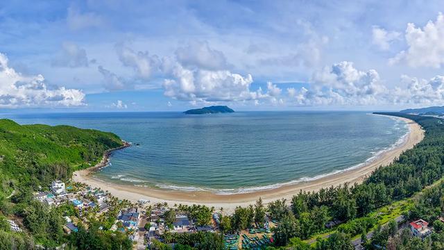 来万宁,连续七天免费看电影!观影+旅游指南→