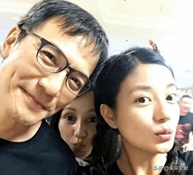 “封杀”4年后	，49岁赵薇财力现状被扒，结果估计和你想得不一样