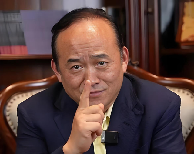 新加坡总理公开支持高市后，被罚18亿账单的金龙鱼	，凉得更快了