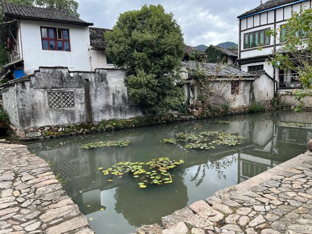 退休夫妻自驾温州永康之苍坡古镇、石桅岩、芙蓉古镇、丽水街