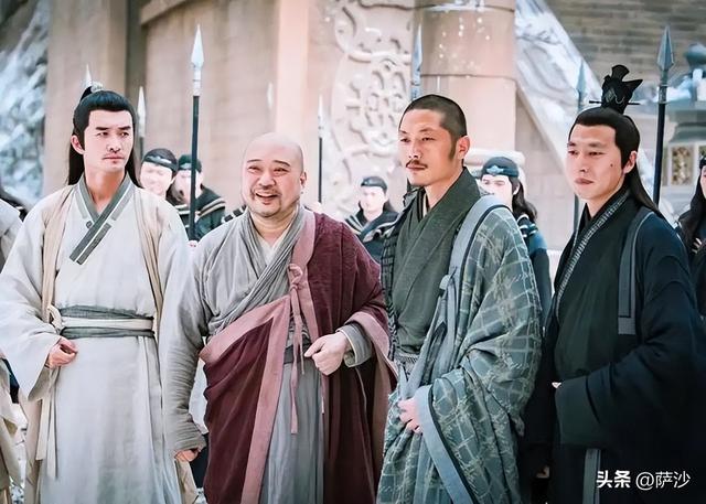 《倚天》明教光明使者、四大法王、五行旗和五散人的地位是什么？