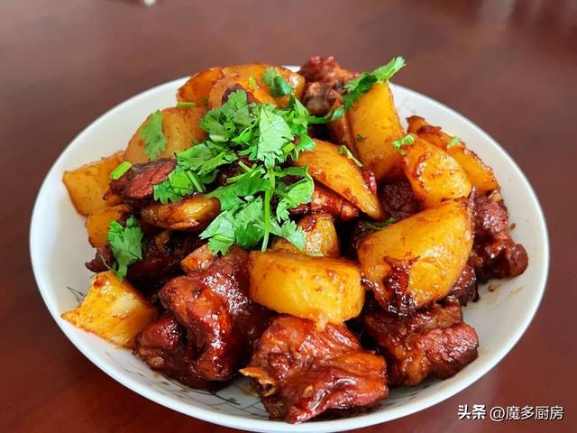 中秋家宴十道家常菜推荐，荤素搭配做法不难，团圆时刻最温馨