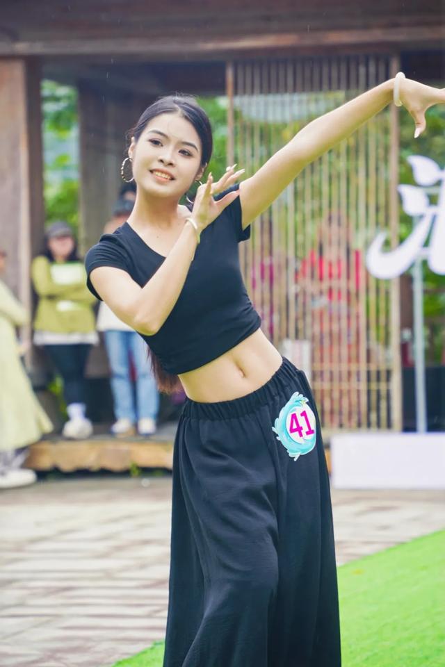 “寻找七仙女”初赛保亭站:风情与选手风采齐绽!决赛名单明日揭晓
