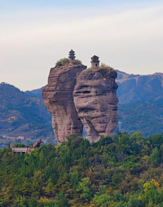 世界上只有中国河北省承德市才有的全球“独一无二的10大奇景”