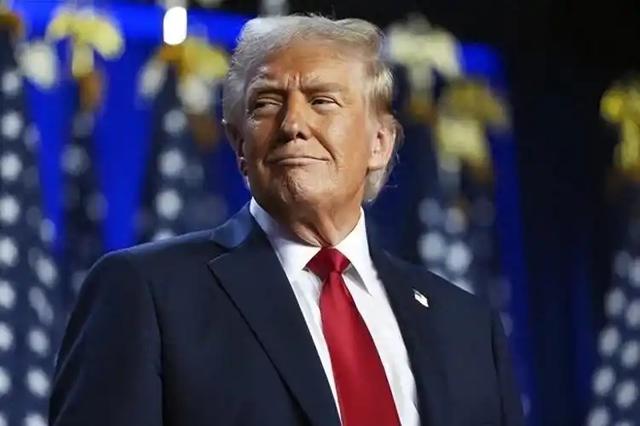 特朗普拖到最后一晚才签字，关税战输给中国，他心里还是不甘心