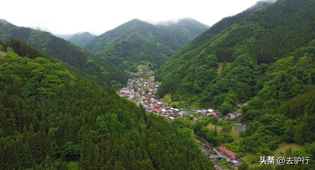 日本最穷的村子，常年倒数第一，村路意外的干净整洁