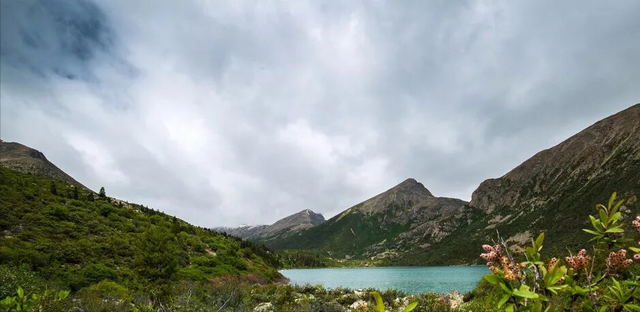 21湖暗藏玄机？传说西藏这片湖能洗净尘世烦忧
