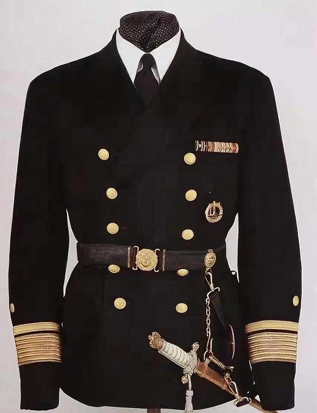 抛开政治，当今世界上最漂亮的军服，威武霸气！