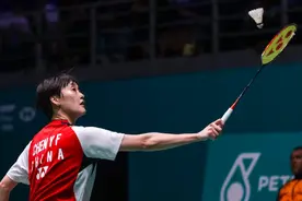 换了教练，陈雨菲终于战胜安洗莹，过程惊险又离奇图片