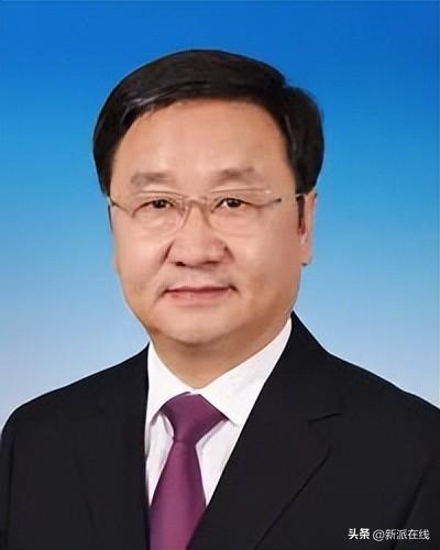 11名候补中央委员递补为中央委员会委员