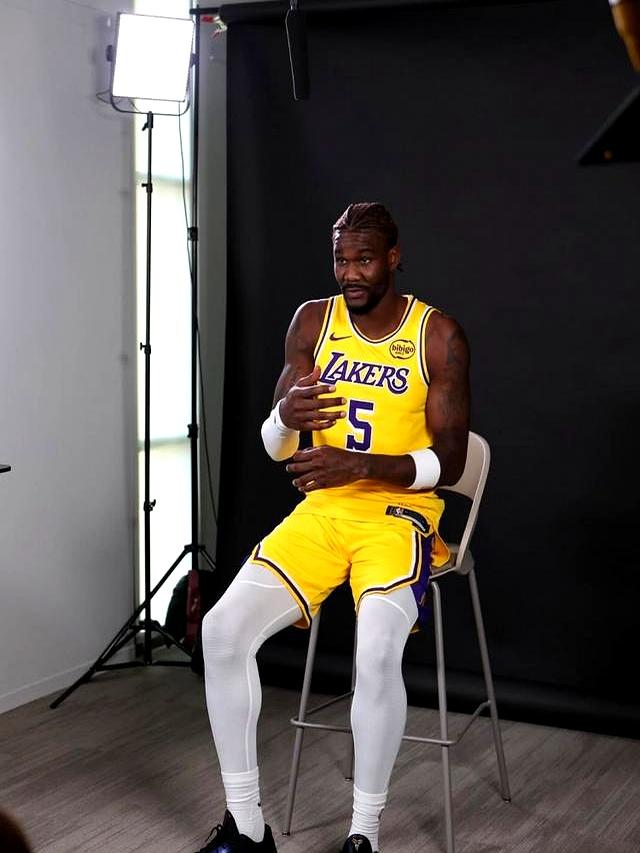 湖人首发中锋？艾顿在社媒晒出多张定妆照：在NBA的第八年🎱