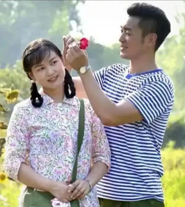 二性之间:情人爱上你!想逃也逃不掉!