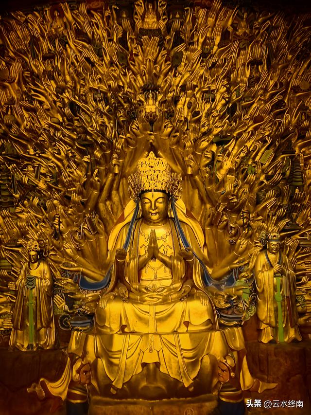 大足石刻能并列四大石窟吗？这一篇估计是最详介绍了，有些长慎入