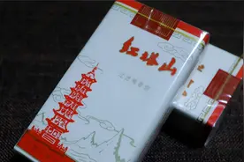 90年代烟民首选！香味醇厚红塔山，现十块一包，褚时健：难辞其咎图片