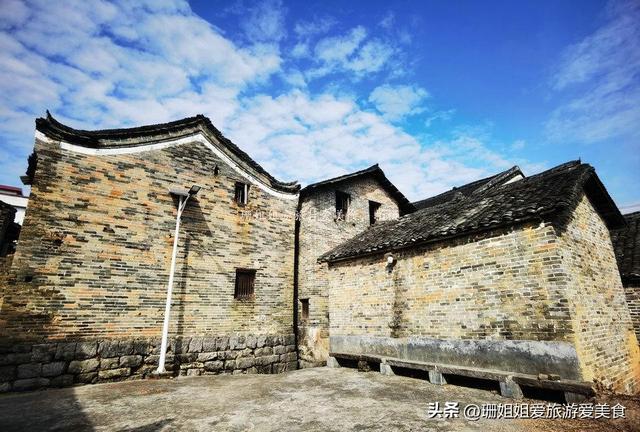 清远连州“石”姓聚居的千年古村，乡村路种满银杏树，秋韵感觉浓