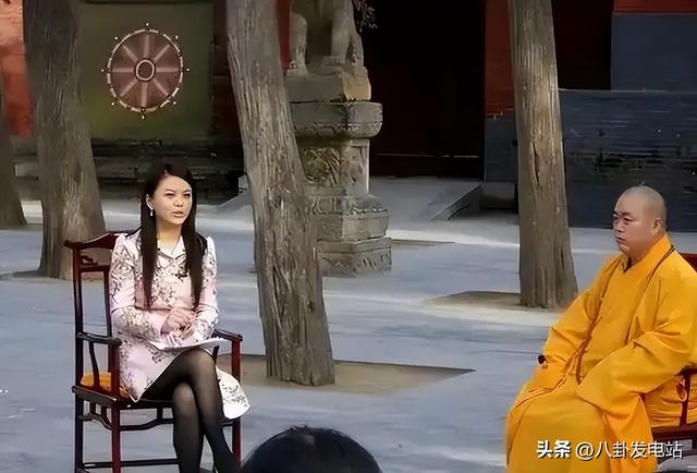 李湘不再隐瞒！公然坦白与释永信的真实关系，亲吻照的真相曝光，