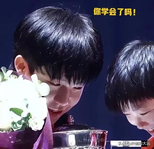 没想到王皓表达竟然这么激烈，肖战都快排不上班了，莎莎你得学学