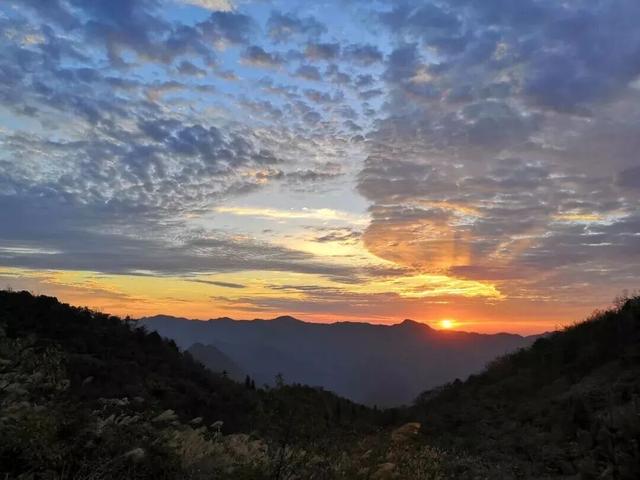 这个秋天来坪坝营，把日子过成童话！