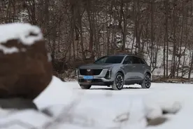 凯迪拉克XT5 比Q5L大一圈！2.0T+9AT+四驱+六活塞卡钳！优惠13万！图片