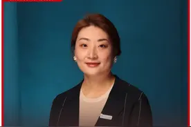 宗馥莉刀口向内图片