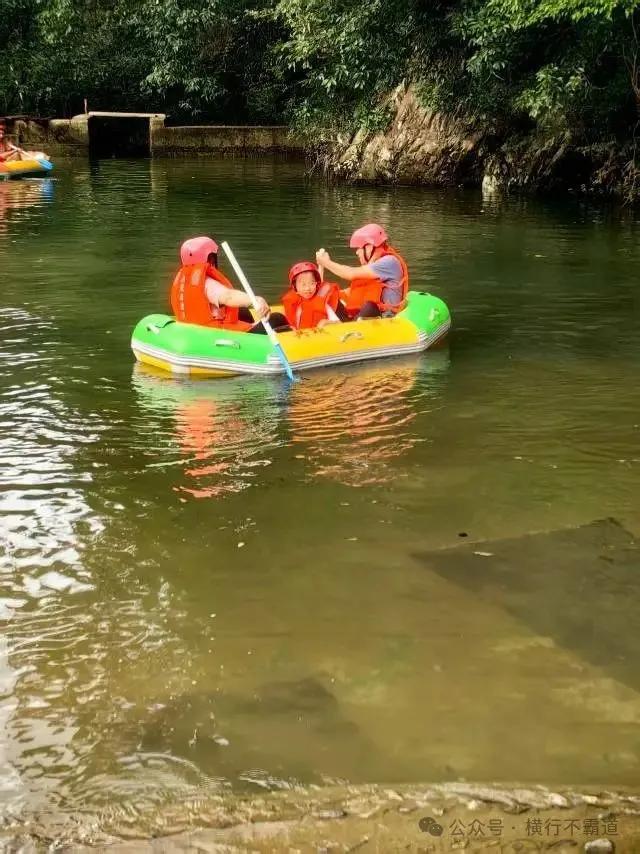 严学章：老兵兵坑漂流记