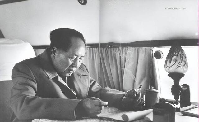 1949年，江青前夫被任命为天津市市长，后来他多次找毛主席求援助