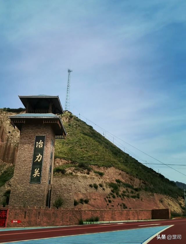 甘南的秋天，是天上漏下的水滴，绚丽多彩，宁静空灵