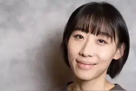 颜值一般的任素汐为什么能在春晚上独唱，主要几点原因？图片