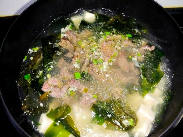 秋天多喝这个汤，3样一起煮一煮	，每一口都鲜爽无比	、营养满满
