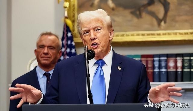 全世界都被普京骗了！打击乌克兰只是个幌子，真正目标已布局四年