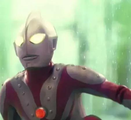 初代奥特曼佐菲和新奥特曼利匹亚佐菲